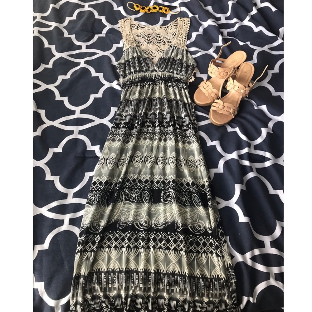 Boho maxi dress with beautiful lace backing